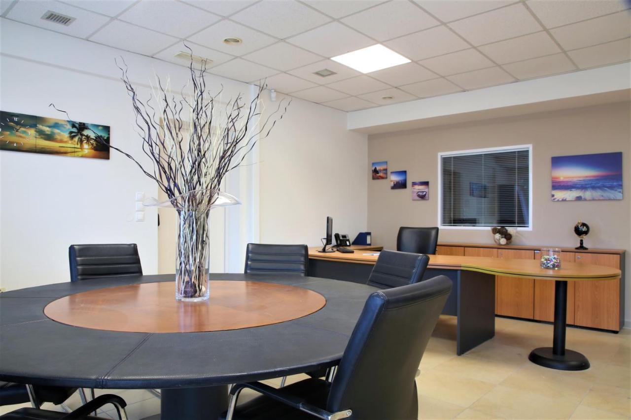 Gk Airport Suites - Free Shuttle By Gk Properties Markopoulo Mesogaias Exterior photo